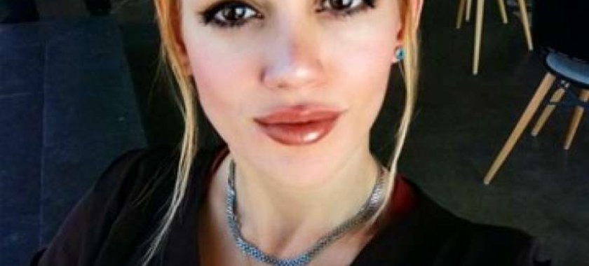 Əzələləri ilə hamını özünə heyran edən türk qızı - FOTOLAR