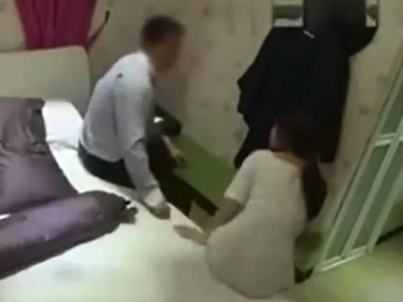 Xəyanət edən ərinə otel otağında həyatının şokunu yaşatdı - FOTO