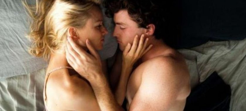 Evinin tualetində iş yoldaşı ilə arvadını YAXALADI və... - Gizli sevişmənin DƏHŞƏTLİ SONU