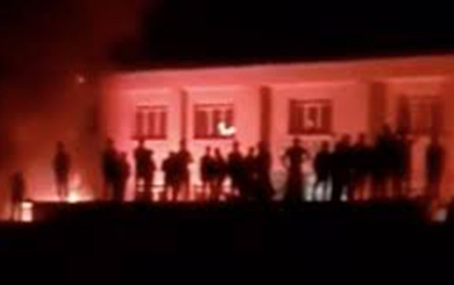 Məmur 12 yaşlı qıza təcavüz etdi, məktəbi yandırdılar - Cənubi Azərbaycanda