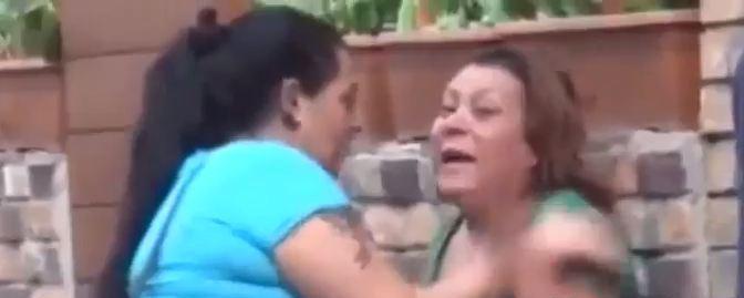 Kişi masaj salonunda işləyən sevgilisi ilə dava edib, ailəsini güllələdi - VİDEO