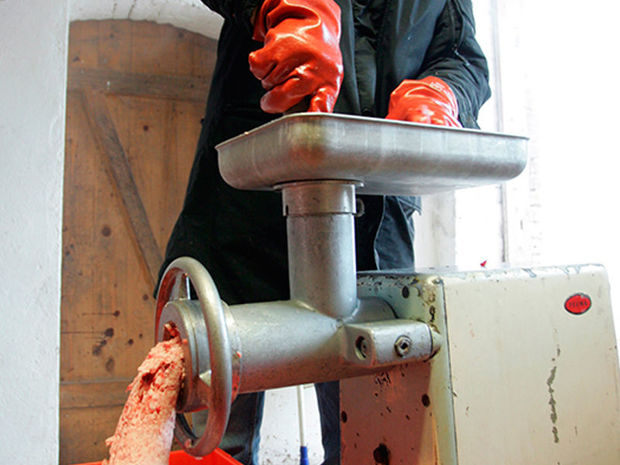 Moskvada qurbanlarını ətçəkəndən keçirən manyak saxlanıldı