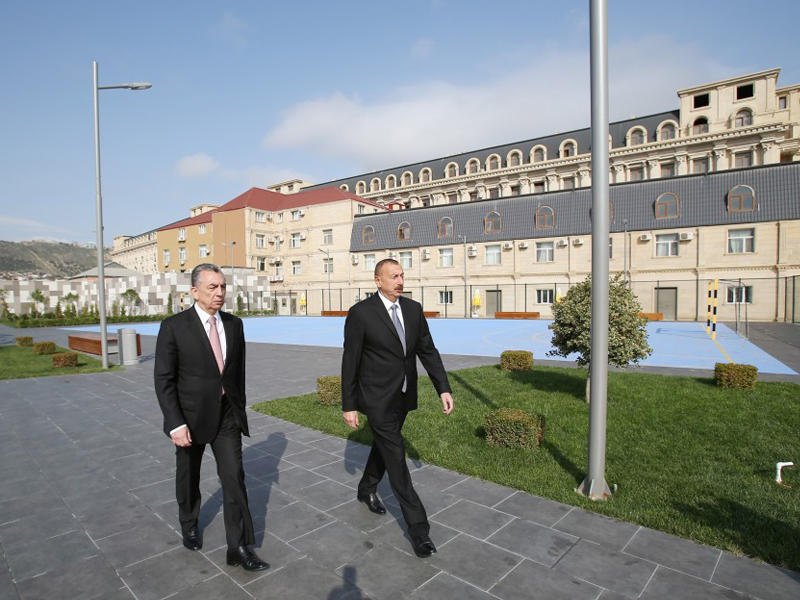 Prezident İlham Əliyev Bakıda yeni istifadəyə verilən idman və istirahət parkında yaradılan şəraitlə tanış olub - FOTO