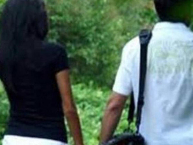 Arvad qonağa qoşulub qaçdı