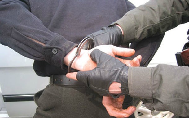 Məhbusların qaçmasına yardım edən taksi sürücüsü də həbs olundu