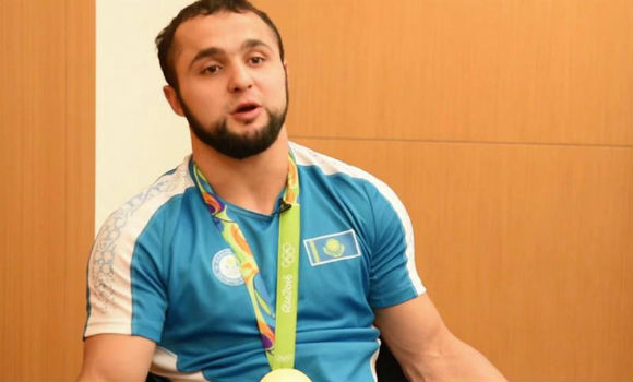 Azərbaycanlı atletə Qazaxıstanda vəzifə verildi