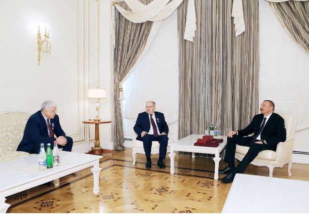 Azərbaycan prezidenti Rusiya nümayəndə heyətini qəbul edib - FOTO