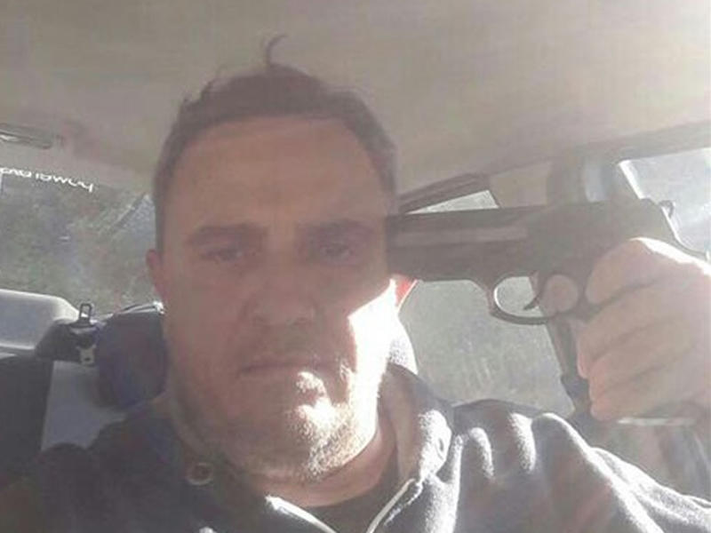 Bələdiyə işçisi başına tapança dirədiyi FOTOsunu paylaşdı: dəqiqələr sonra ölü tapıldı - VİDEO