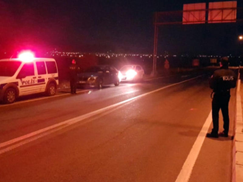 4 məhbus qaçdı: polislər postlar qurdular - VİDEO