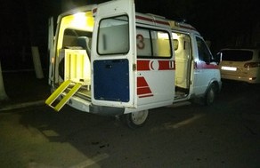 Şamaxıda maşın onu düzəltmək istəyən sürücünün üzərindən keçib