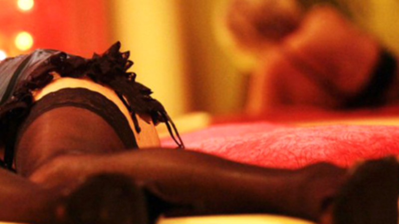 14 yaşlı qızı qaçırıb 5 gündə 20 kişiyə satdılar – DƏHŞƏT