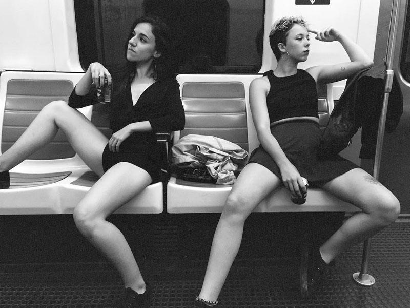 Əxlaqsızlığı təbliğ edən dəb yarandı - FOTO