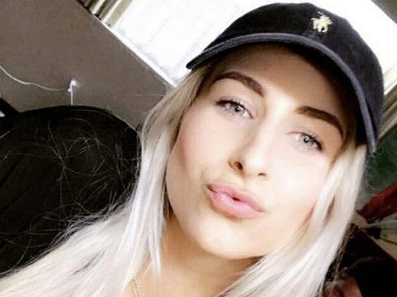 Qız selfi çəkərkən yıxılıb öldü - FOTO