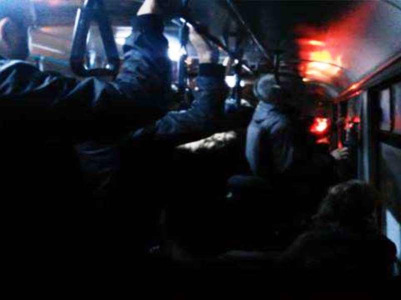 Bakıda avtobus marşrutunda növbəti hoqqa - Camaatı yarıyolda düşürdülər