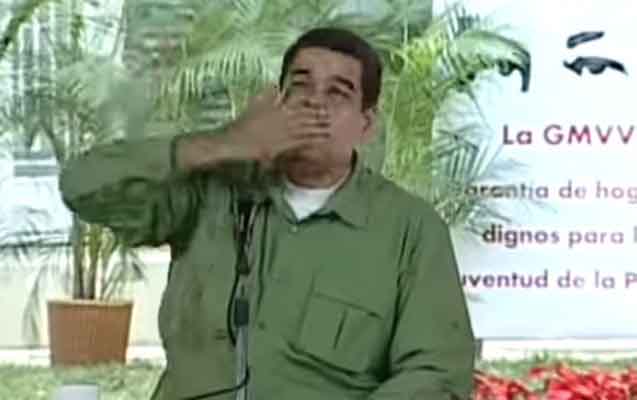 Prezident Maduro ad günündə belə əyləndi - Video