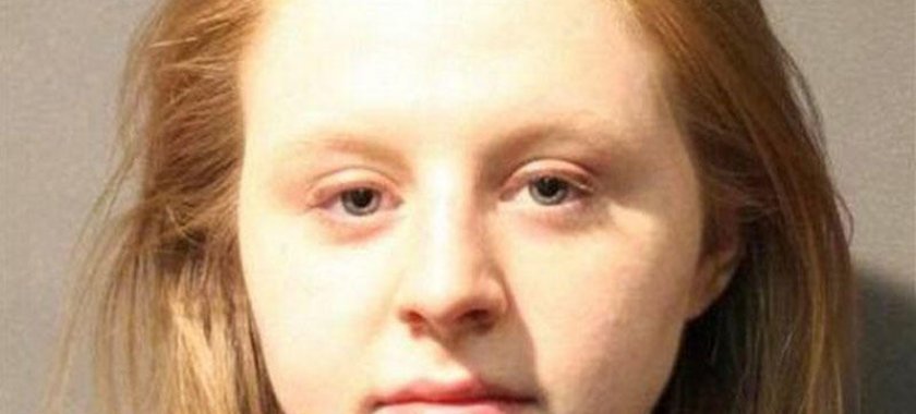 Şagird sinif otağında müəllimini elə bir vəziyyətdə VİDEOya çəkdi ki... - FOTO