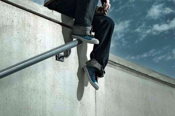 Bakıda intihara cəhdin qarşısı alındı