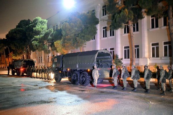 Ali Hərbi Məktəbin kursantları həyəcan siqnalı ilə ayağa qaldırıldı – FOTO