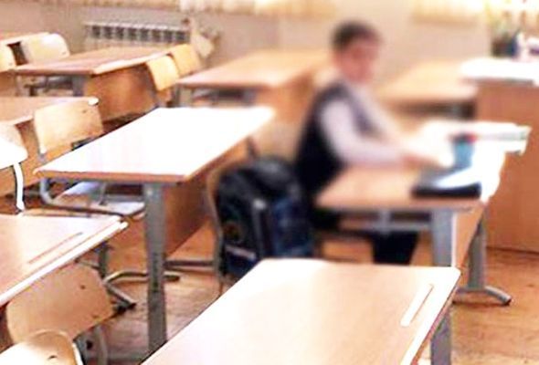 Bakıda uşaq məktəbi bir-birinə qatdı – VİDEO