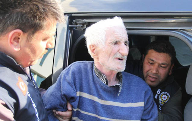 Xanımına 50 bıçaq vurdu, həbs edilmədi