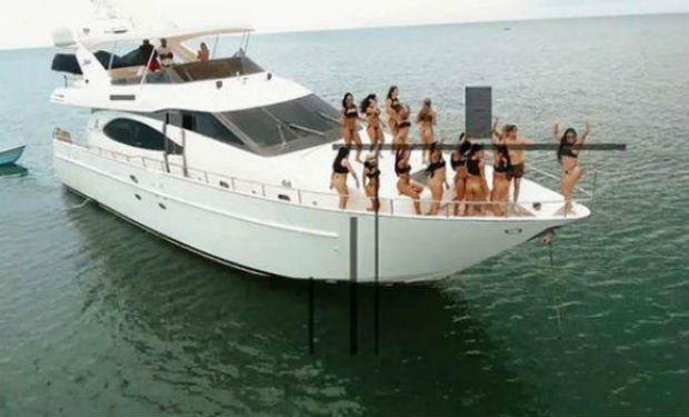 Qərbdə rəzalət — Qalmaqallı seks səfərini uzatmaq üçün pul təklif etdilər