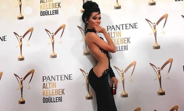 Mükafat almasa da, geyimi ilə gecənin ulduzu oldu - fotolar