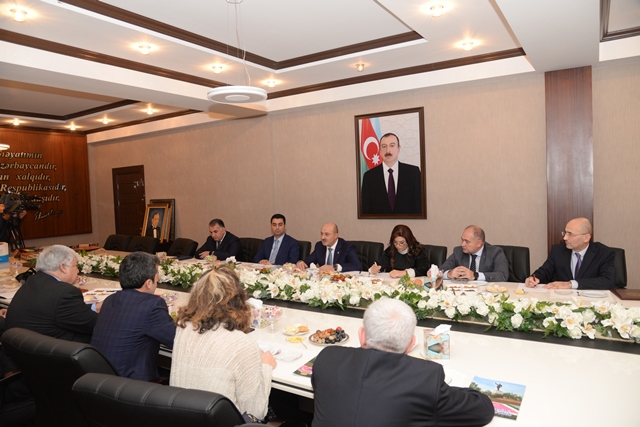 Türkiyə Respublikası İzmit Bələdiyyəsinin nümayəndə heyəti Nəsimi rayon İcra Hakimiyyətində oldular