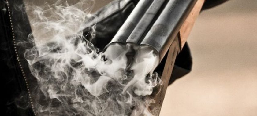 Lənkəranda yeniyetmə özünü güllələdi