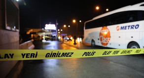 Ankarada polisə silahlı hücum edilib, bir nəfər həlak olub