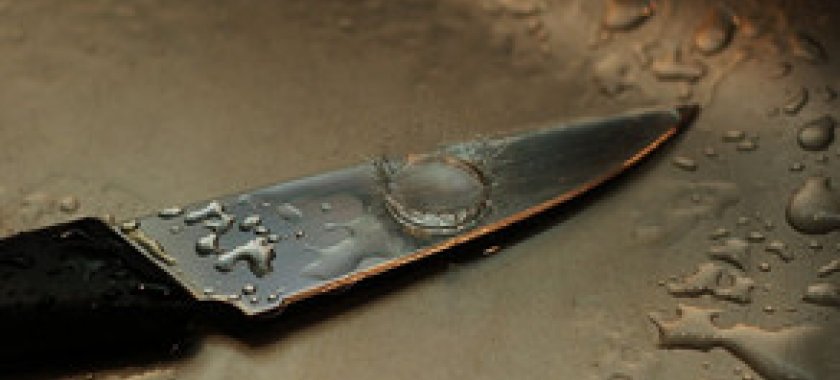 Bakıda ahıl kişi özünü bıçaqlayaraq intihara cəhd göstərib