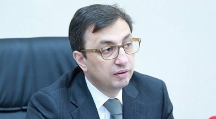 Rüsfət Aslanlı vəzifədən azad edildi?  xaricdən təklif aldığı deyilir