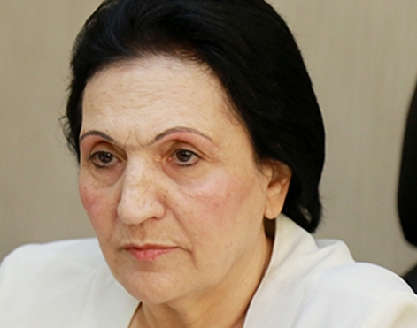 “Siz “şparqalka”dan istifadə etməmisiz?” - Rektor əsəbiləşdi