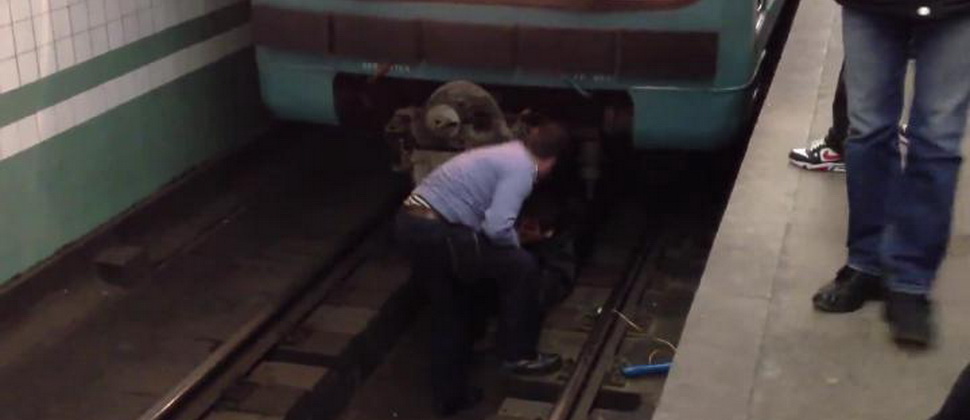 SON DƏQİQƏ: Metronun 