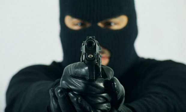 Bakıda banka silahlı basqın edənin kimliyi bəlli oldu — TƏFƏRRÜAT / YENİLƏNİB