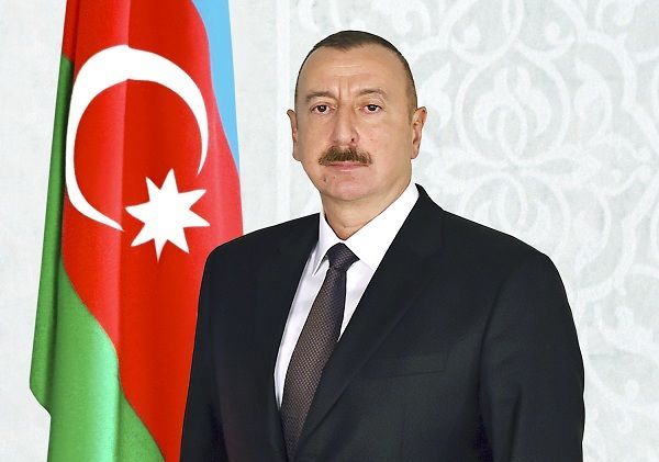 Prezident İlham Əliyev Silahlı Qüvvələr haqqında qanunun tətbiqi barədə fərman imzalayıb
