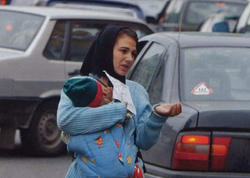 Avaralıq və dilənçilik edən 3 minə yaxın şəxs polisə təhvil verilib