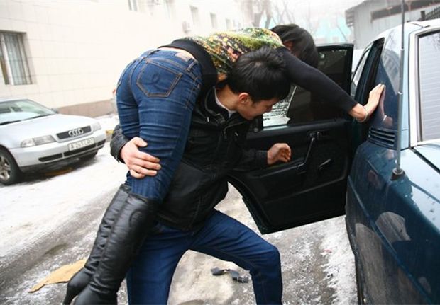 Yasamalda yeniyetmə qız qaçırılıb