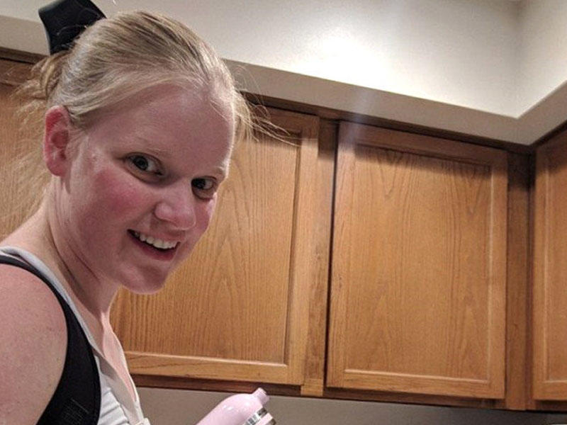 Bu qadın gündə 6 litr süd verir - hiperlaktasiya sindromu - FOTO