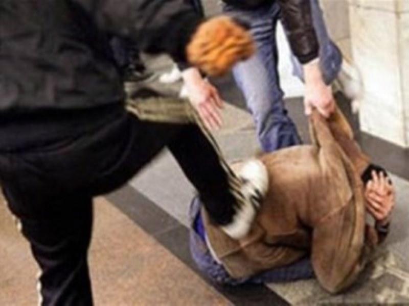 Şəhərdə quldurluq: axşam döyüb pulunu aldılar