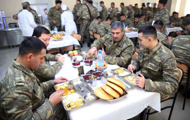 Zakir Həsənov ön cəbhədə – FOTO