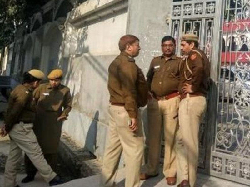 Məktəb tualetində dişlənərək öldürülən şagird cəsədi tapıldı