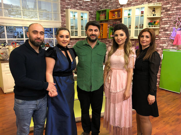Xatirə boşanmadığını elan etdi – FOTO