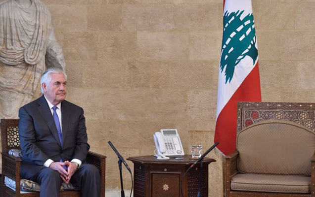 Prezident ABŞ dövlət katibini boş otaqda gözlətdi - Su belə vermədi...