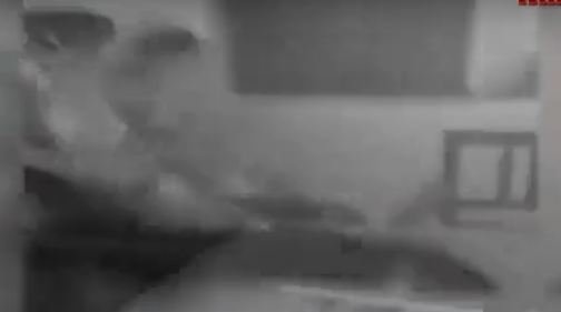 Tibb bacısı onunla cinsi əlaqədə olmaq istəyən yanıq həkimi peşman etdi - VİDEO