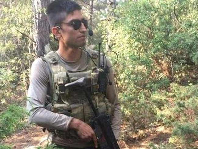 Terrorçular əsgəri öldürmək üçün