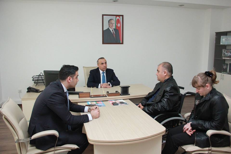 Deputat Azay Quliyev seçiciləri ilə görüşüb