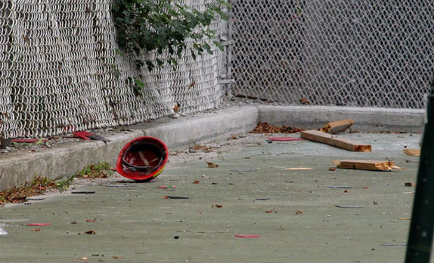 Bakıda fəhlə tikintidən yıxılaraq ağır xəsarət aldı