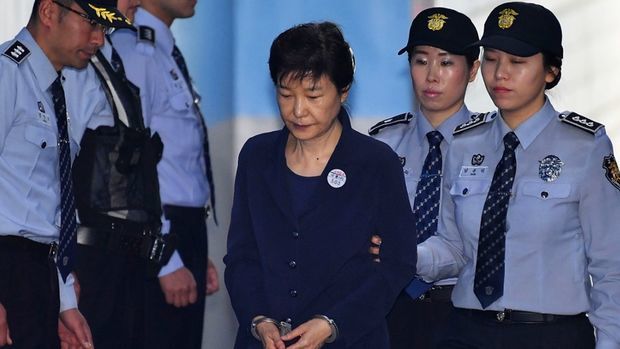 Keçmiş prezidentə 24 il həbs cəzası verildi