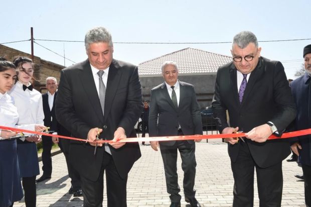 Nazir yeni idman zalının açılışını etdi – FOTO