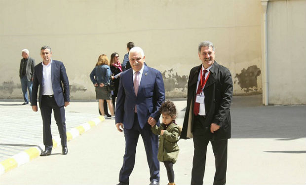 Bəylər Əyyubov səs verdi